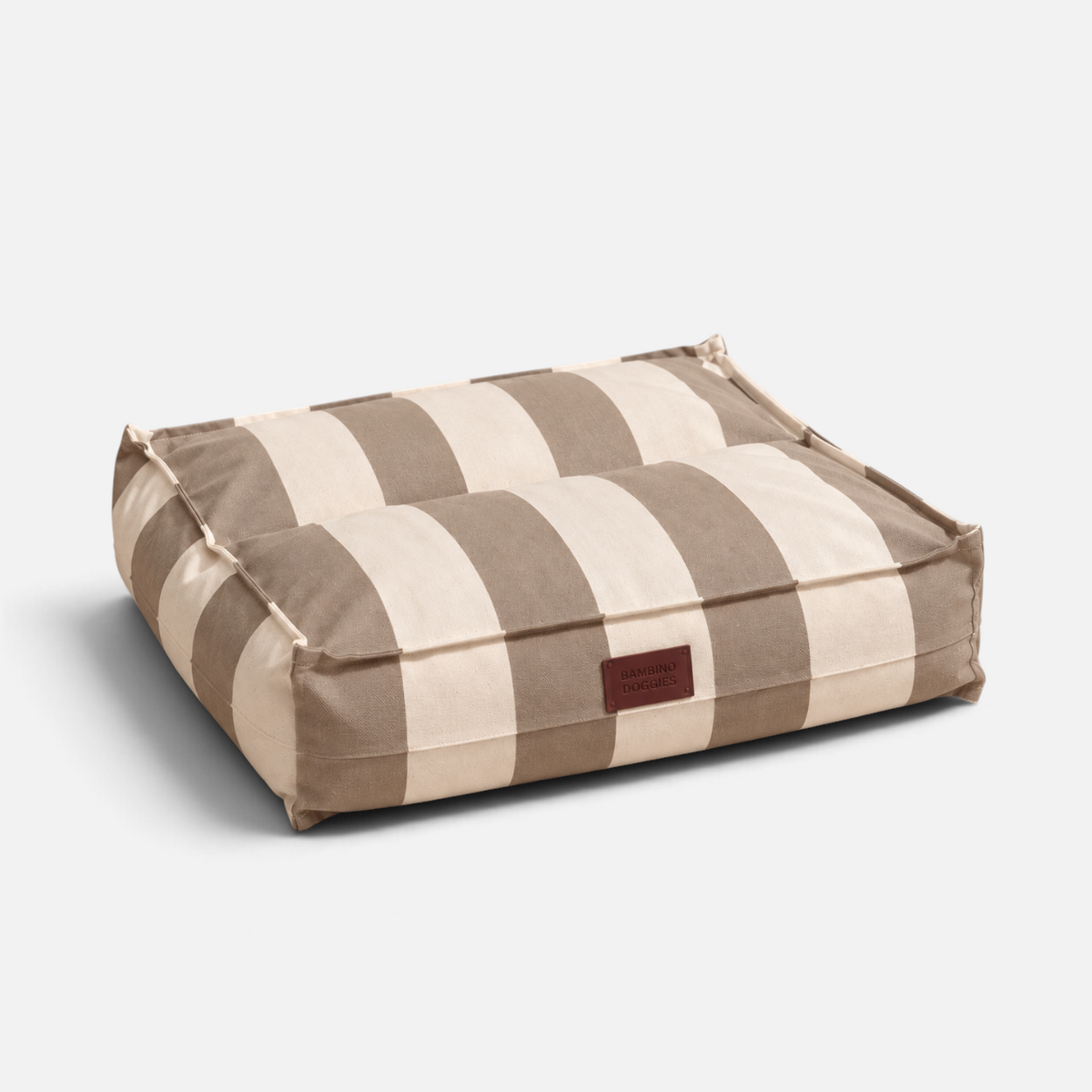 Cama para perros BIMBAS BRAND Tomaso con rayas beige y blancas, impermeable, desenfundable y acolchada.