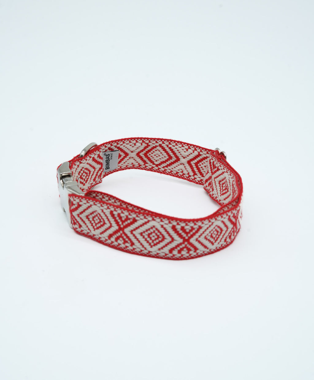 COLLAR PARA PERROS BORDADO ROJO