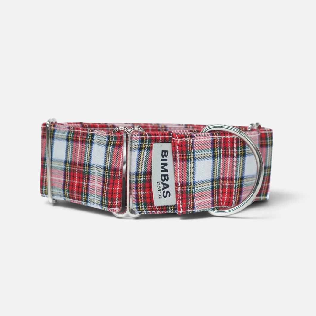 Collar martingale BIMBAS BRAND con estampado de cuadros escoceses en rojo, blanco y azul y anillas de metal