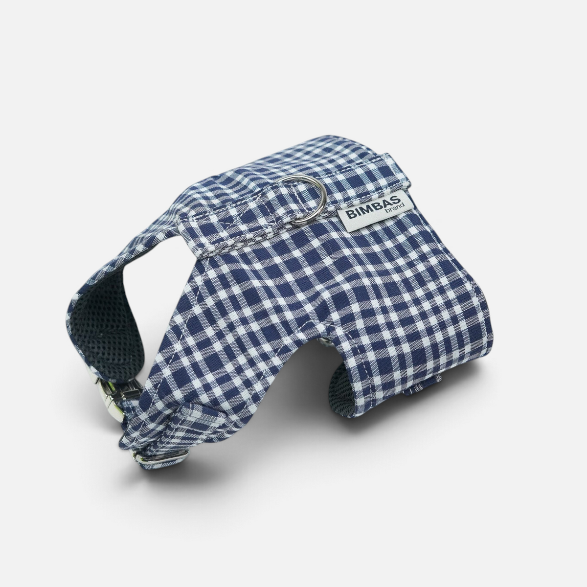Arnés para perros BIMBAS BRAND con estampado de cuadros azul y blanco, tejido de algodón y malla interior transpirable.