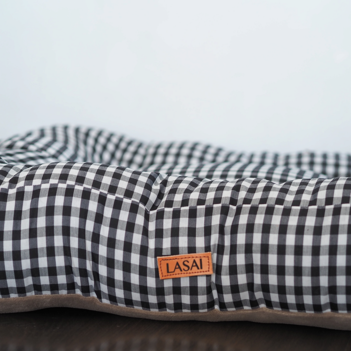 Cama para perros reversible Vichy negro