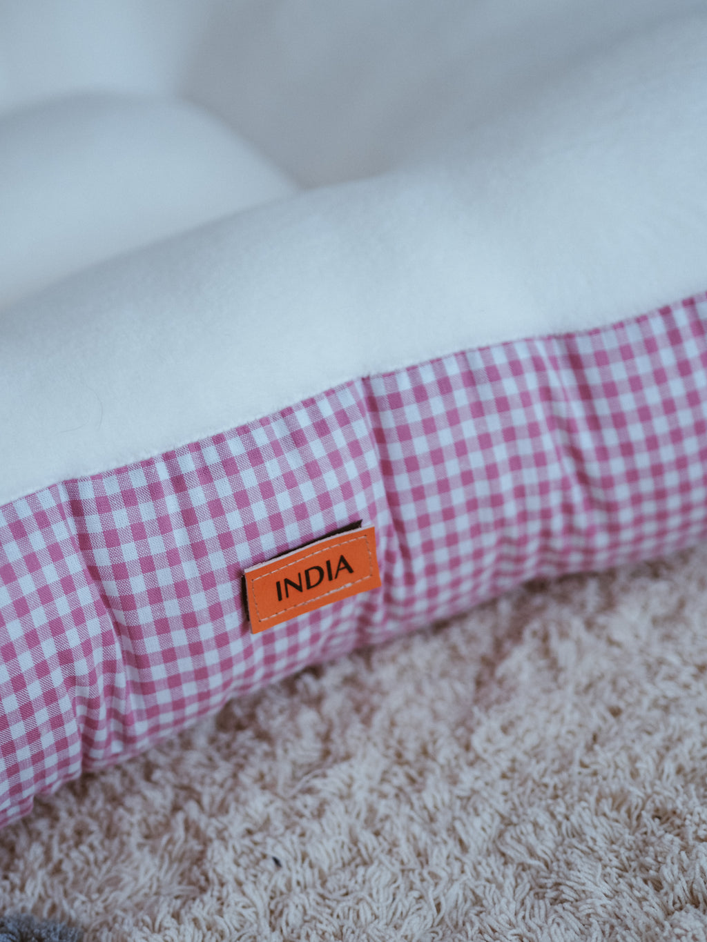 CAMA PARA PERROS VICHY ROSA