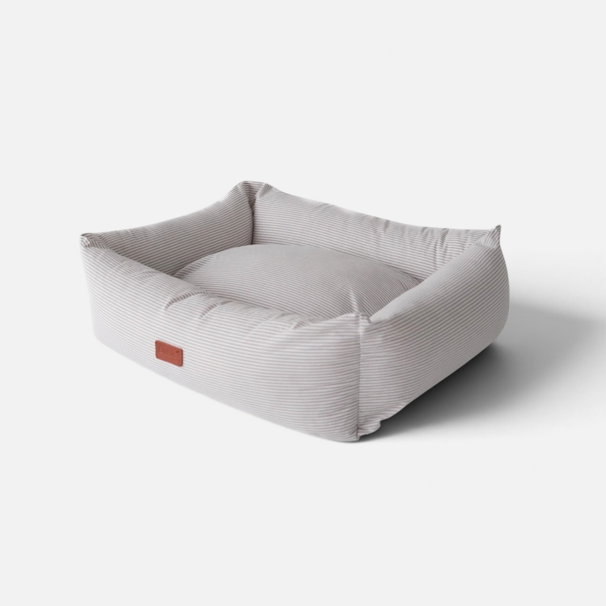 Cama para perros BIMBAS BRAND desenfundable de tela a rayas beige, hecha a mano con tejido impermeable y antideslizante