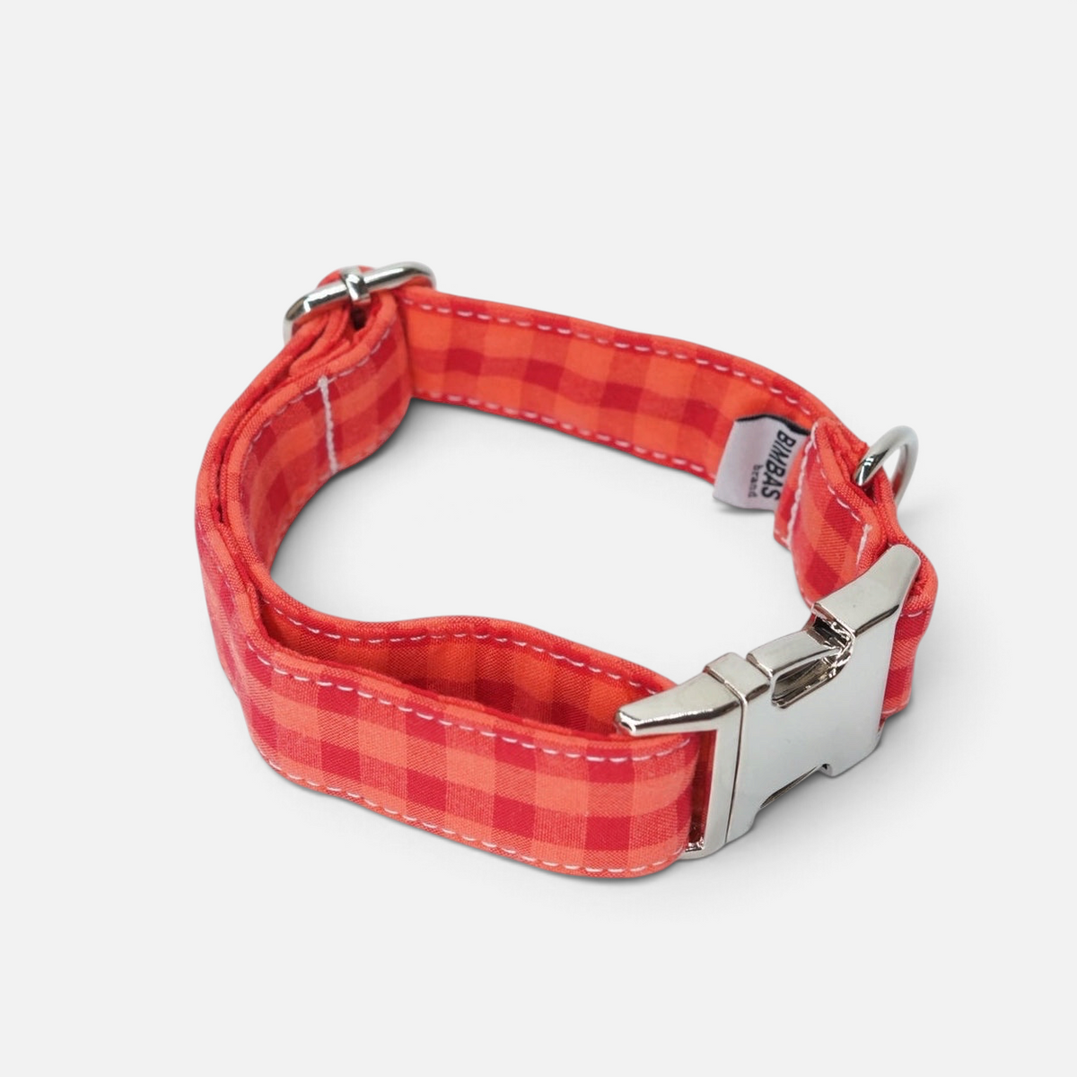 Collar para perros BIMBAS BRAND de algodón rojo con estampado de cuadros vichy y cierre metálico de seguridad