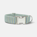 Collar para perros BIMBAS BRAND modelo Brezza de rayas verdes y azules con cierre metálico de seguridad inoxidable